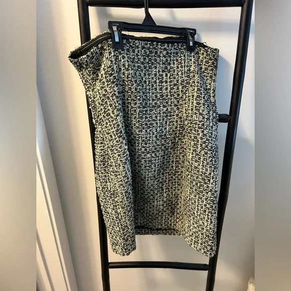 Dynamite strapless dress - Picture 3 of 4